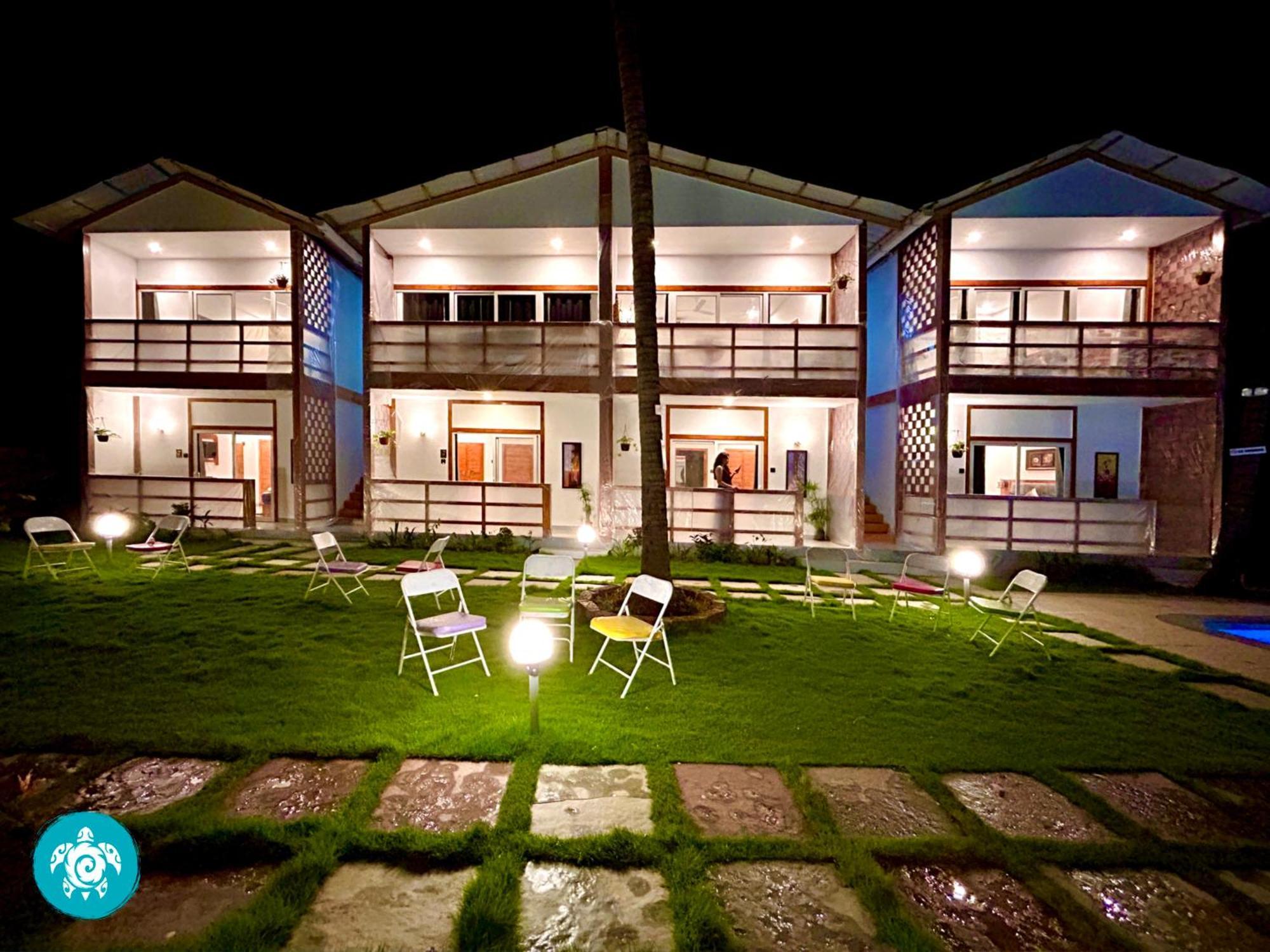 White Turtle Hotel Морджим Экстерьер фото